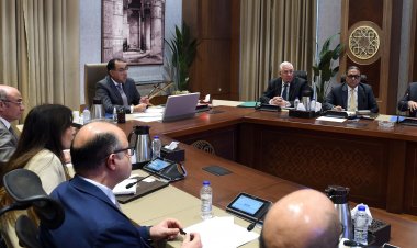 رئيس الوزراء يناقش مقترحات تحفيز نشاط البورصة المصرية للسلع