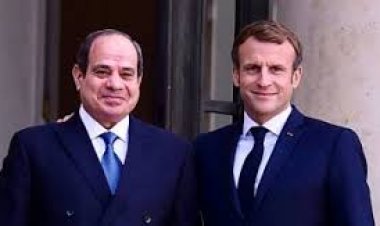قمة ميثاق التمويل.. باحث: استقبال ماكرون للرئيس السيسي يعزز علاقة مصر بفرنسا 