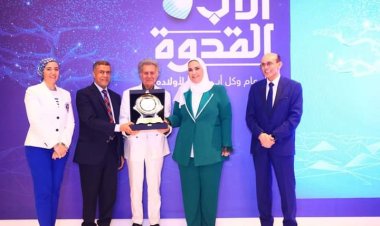 بحضور الفنان محمد صبحي وعدد من الوزراء.. إطلاق مبادرة «الأب القدوة»