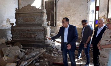 «مدبولي» يتفقد المقابر المطلة على شارع صلاح سالم تمهيداً لبناء مقبرة الخالدين