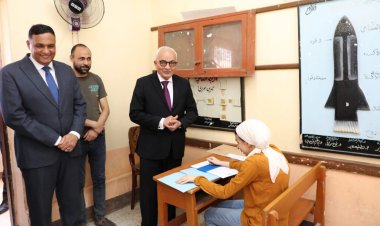 وزير التعليم يوجه بتهيئة المناخ الملائم للطلاب ورعايتهم أثناء الامتحان