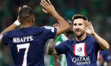 مبابي يهنئ ميسي في عيد ميلاده بكلمات عاطفية