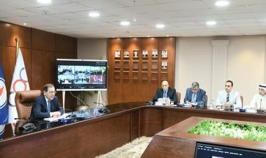 «الملا» يترأس الاجتماع الأول للجنة العليا لمتابعة تداول وتوزيع المنتجات البترولية