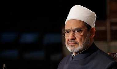 الأزهر يشن هجومًا حادًا على إسرائيل بسبب تدنيس وتمزيق القرآن الكريم