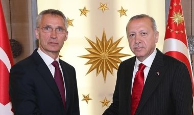 أردوغان وستولتنبرغ يبحثان موقف تركيا تجاه عضوية السويد بحلف الناتو