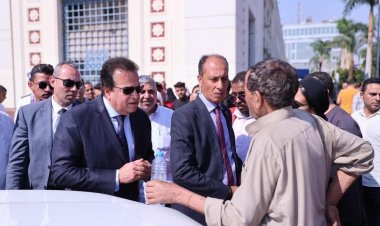 وزير الصحة يتابع مؤشرات أداء حملة «100 يوم صحة» من الغرفة المركزية للتحكم بالعاصمة الإدارية