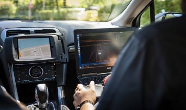 تدشين أول شاحنة ذاتية القيادة محلية الصنع في منطقة الحمرا الإماراتية