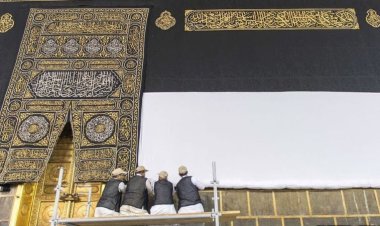 تعرف على موعد تغيير كسوة الكعبة 2023