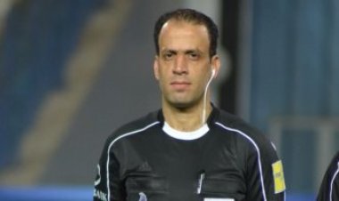 «الحنفي» حكما لمباراة الأهلي والبنك في الدوري الممتاز