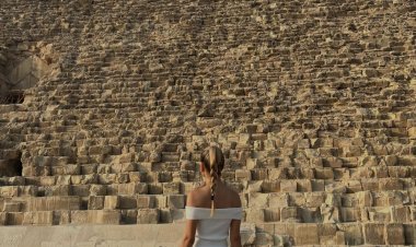 ماريا جوارديولا تنشر صورا لرحلتها بأهرامات الجيزة 