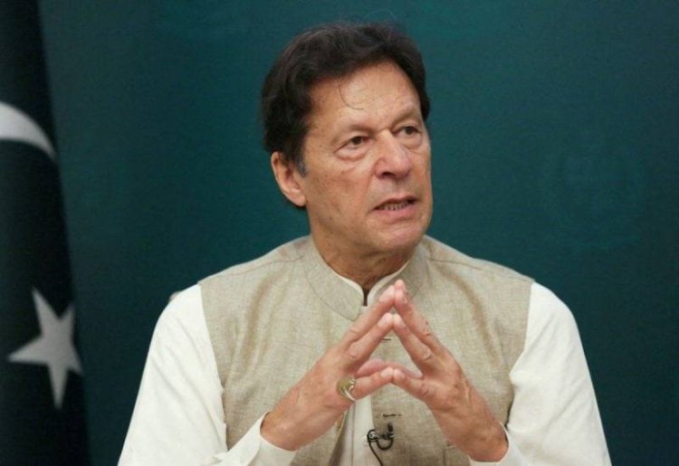 ينتمي إليه عمران خان.. القبض على رئيس حزب حركة الإنصاف الباكستانية