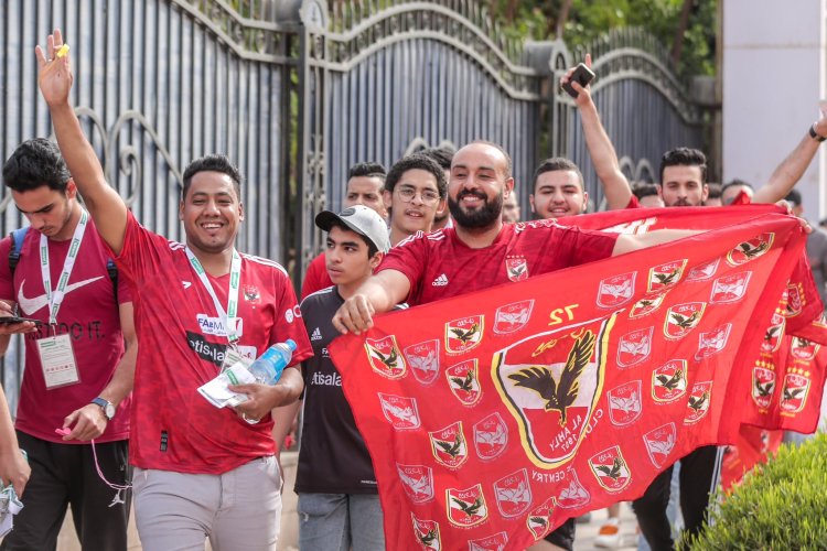 جماهير الأهلي تتوافد على استاد القاهرة لحضور نهائي دوري أبطال إفريقيا