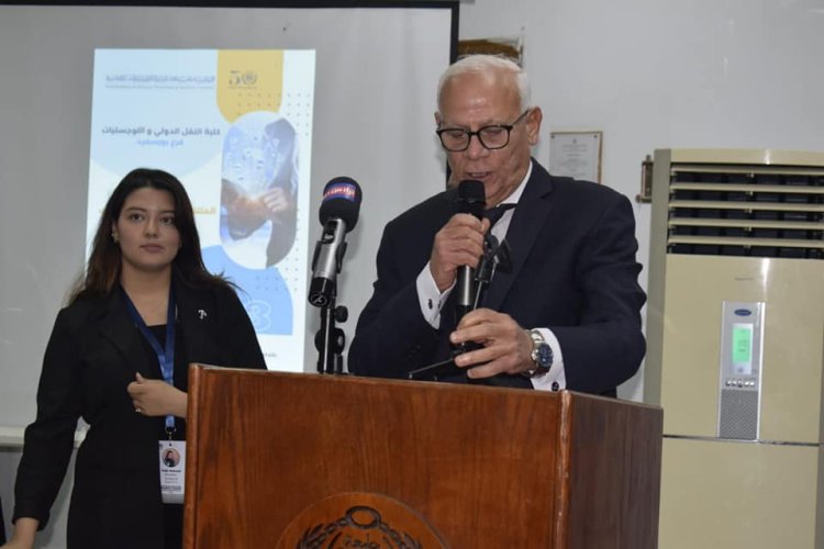 محافظ بورسعيد ورئيس الأكاديمية البحرية يشهدان ندوة «الصناعة ومستقبل سوق العمل»