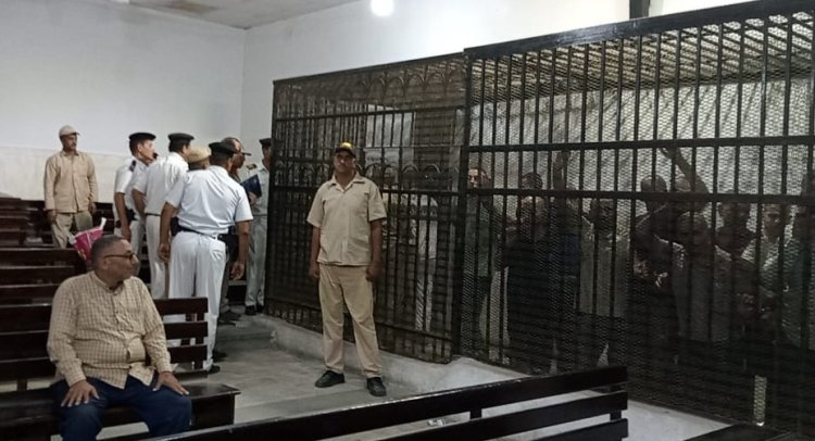 جنايات المنصورة تقضي بإعدام حداد دفن صديقه حيا والبراءه لزوجة القتيل