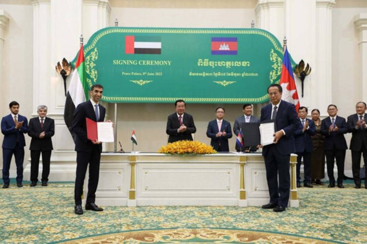الإمارات وكمبوديا توقّعان اتفاقية للشراكة الاقتصادية الشاملة
