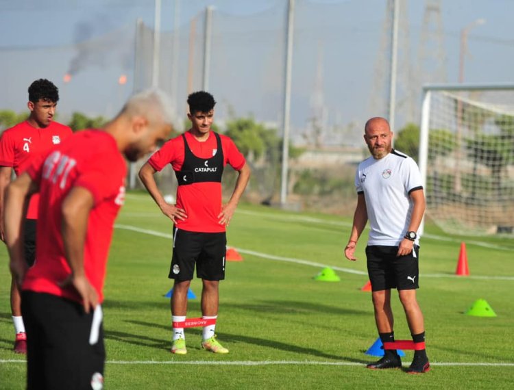 المنتخب الأولمبي «كامل العدد» في أول أيام معسكر الإعداد لأمم أفريقيا