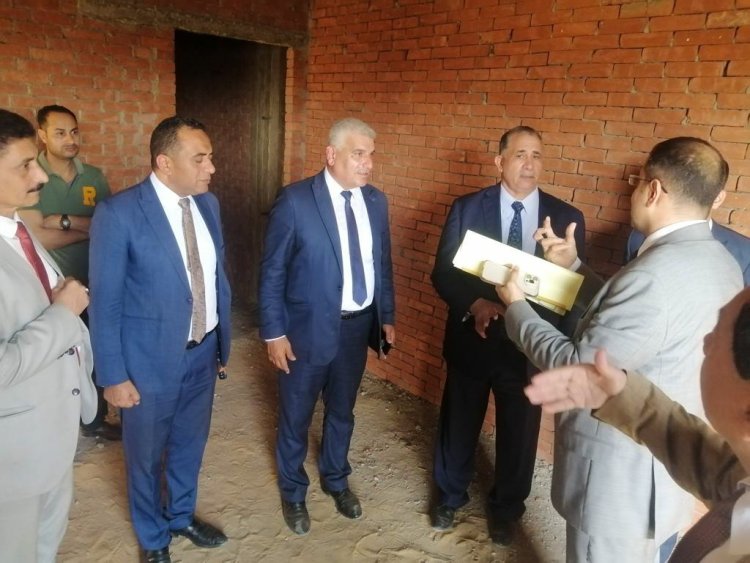 نقيب المحامين يتفقد المقر الإداري الجديد لنقابة غرب طنطا للبدء في تجهيزه