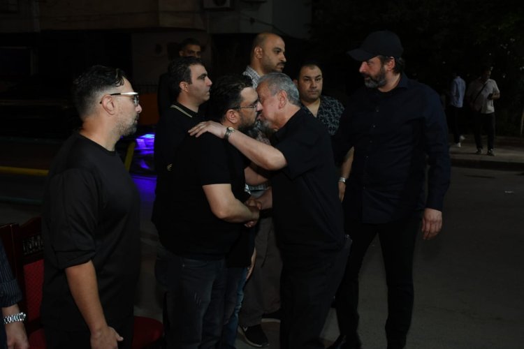 كريم عبد العزيز وحماده هلال وبشرى في عزاء شقيق كريم أبو زيده