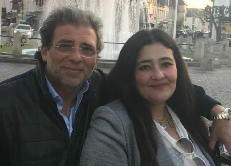 زوجة خالد يوسف: «لما كان رومانسي قرر يسمي بنتنا على اسمي»