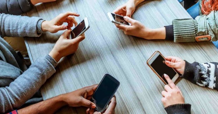 ارتفاع عدد مشتركي الإنترنت وخطوط المحمول بمصر.. مؤشرات وأرقام مهمة