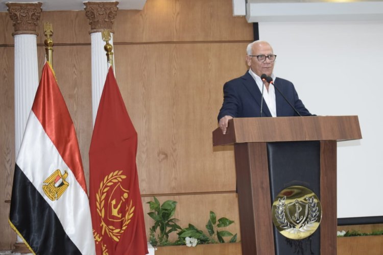 إزالة 26 حالة تعدٍ بالبناء على الأراضي الزراعية في 4 مراكز بالمنيا