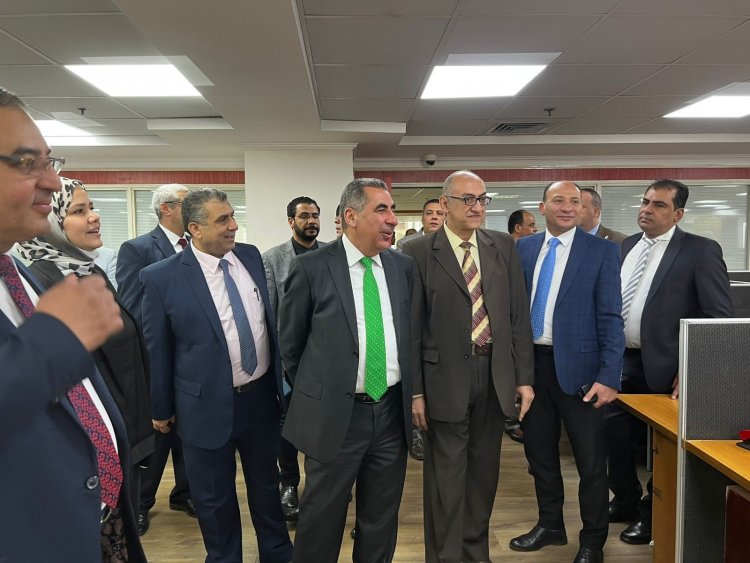 «رئيس الضرائب» يقوم بجولة تفقدية لمراكز كبار ومتوسطي الممولين ومركز كبار ممولي المهن الحرة