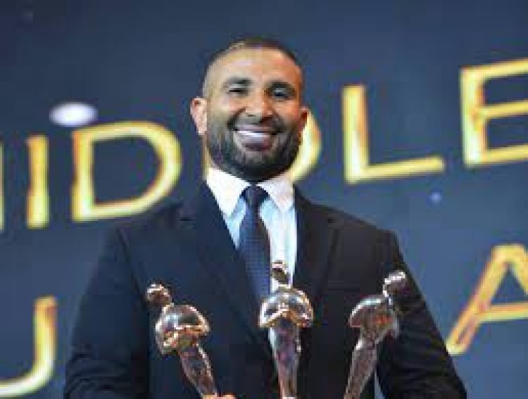 لن تصدق رد فعل أحمد سعد على سخرية سمية الخشاب من ملابسه