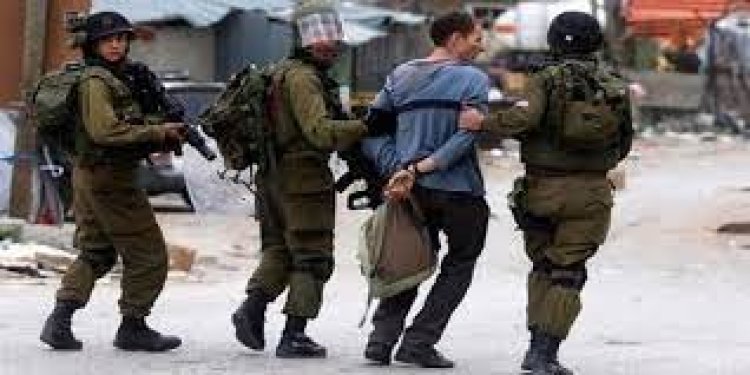 قوات الاحتلال تعتقل تسعة فلسطينيين في الضفة الغربية