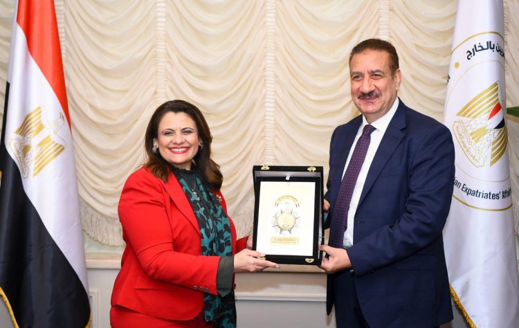 وزيرة الهجرة: نستهدف الترويج وعرض المنتجات المتميزة بالمنوفية