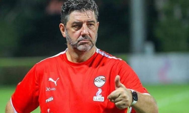 فيتوريا يلغي نظام الأقدمية في تحديد شارة كابتن المنتخب