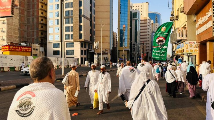 وزيرة التضامن تتابع تفاصيل انتهاء البعثة الرسمية لحج الجمعيات الأهلية من خطة التصعيد لعرفات