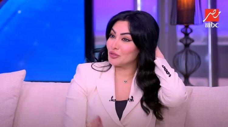 ميرهان حسين: «البنات بتحسدني على ضوافري وشعري»
