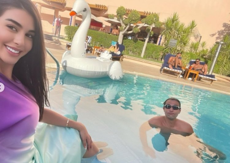 ياسمين صبري ومحمد إمام في حمام السباحة.. ما السبب؟