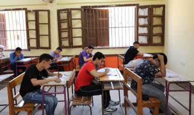 غياب 856 طالب وطالبة عن امتحاني الفيزياء والتاريخ بالثانوية العامة في قنا