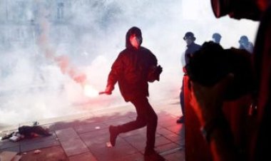 تجدد تظاهرات النقابات العمالية الفرنسية لرفع سن التقاعد إلى 64 عاماً
