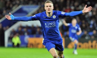 عرض سعودي ضخم لضم «فاردي» من ليستر.. واللاعب يرد