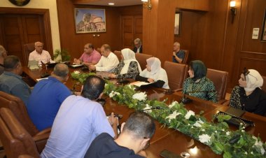 محافظ بورسعيد يناقش مقترح الخطة الاستثمارية للعام المالي الجديد