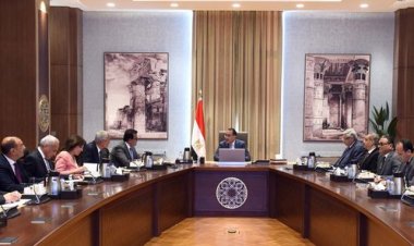 رئيس الوزراء يتابع موقف توافر الأدوية والمستلزمات الطبية للقطاع الصحي