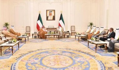 ولي عهد دولة الكويت يستقبل سمو الأمير تركي بن محمد بن فهد