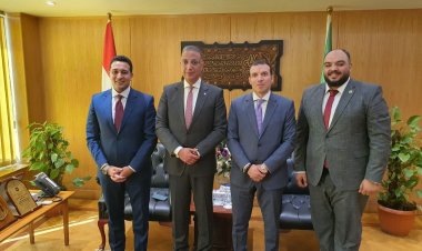 محافظ الفيوم ورئيس هيئة الإسعاف يبحثان آليات إنشاء مقر جديد للهيئة بمنطقة دمو