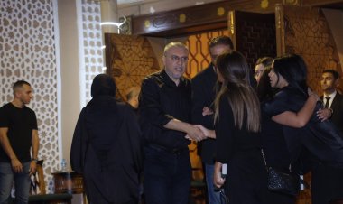 دياب وعمرو الليثي وأكرم حسني يقدمون واجب العزاء في علاء عبد الخالق