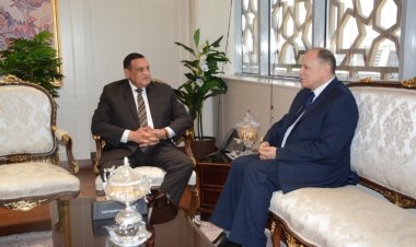 وزير التنمية المحلية يتابع مع محافظ أسيوط معدلات تنفيذ مشروعات «حياة كريمة»