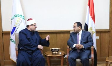 وزير الأوقاف ورئيس الجهاز المركزي للتنظيم والإدارة يتفقدان سير أعمال الاختبارات بمركز  تقييم القدرات والمسابقات
