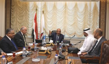 وزير قطاع الأعمال يبحث مع «العربية للإنماء الزراعي» الاستثمار في توشكى