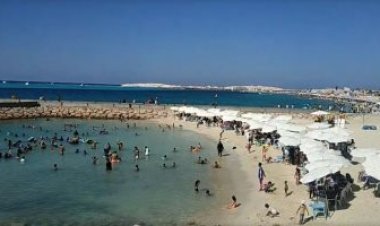 ارتفاع الأمواج واضطراب الملاحة.. تحذير عاجل من «الأرصاد» للمصطافين