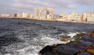 متنزلوش بحر إسكندرية ومطروح.. تحذير عاجل من الأرصاد للمصطافين