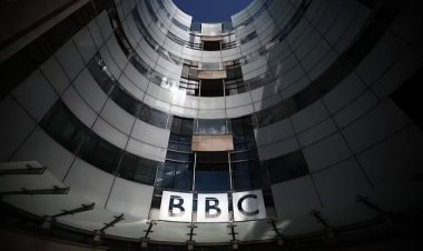 دفع 35 ألف جنيه إسترليني لمراهق مقابل صور جنسية.. مزاعم بإيقاف بث أفضل نجم في BBC
