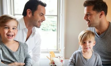 عقب انفصالهما.. الجمهور يسخر من طلاق ريكي مارتن وخوان يوسف