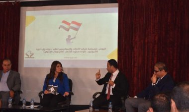 أحمد مجاهد في صالون «التنسيقية»: وزير الثقافة الإخواني كان يريد هدم مكتبة الأسرة