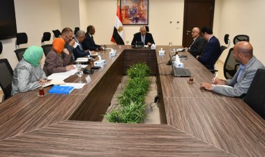 وزير الإسكان يناقش تعديل الكود المصري لاشتراطات الحماية المدنية